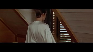 Preview 3 of Frist Time Xxx Hip - Sylvia Kristel and Radiah Frye - Goodbye Emmanuelle (1977)