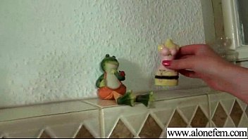 Preview 1 of Abg Bigo Live - Horny Girl (liona) Play On Camera With Crazy Things video-28