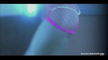 Preview 1 of Manuela Ausm Saarland - Sara Martins Pigalle Nuit S01E02 2009