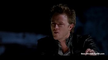 Preview 4 of Madre Eh Hija Teniendo Sexo - Camille Keenan Satisfaction S03E05 2010