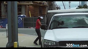 Preview 3 of Ai Wakna - Trying to get her in the van