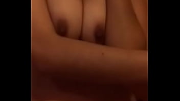 Preview 2 of Lonely Fat Mom Squirt - putita clavandose en mi verga con tetas ricas