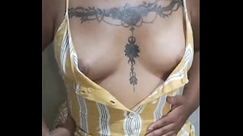 Preview 1 of Mosi Bhanja Xxx Porn Hindi Video - Busco clientes que me den dinero y verga