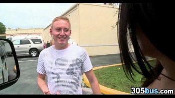 Preview 2 of Di Chau3 - Latina picks up guys