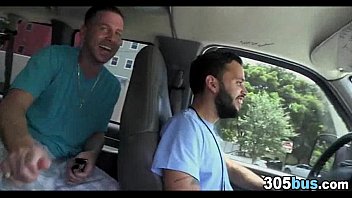Preview 1 of Travestis Gostosa - Miami street meat