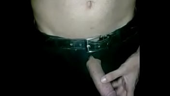Preview 4 of Big Nordic Feet - Batendo uma