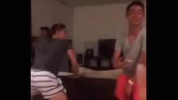Preview 4 of Desi Porn Bdio - Sexy Guy Twerking