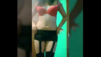 Preview 3 of Marinda Miller Fuck Anal - Jovencita Caliente Baila Enfrente De Su Wep Cam
