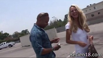 Preview 2 of Us Pornstars - Un negro le da bien duro a una catira que hagarro de la calle