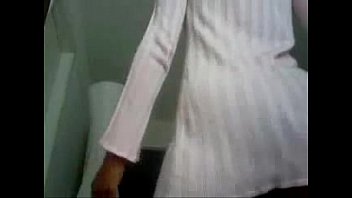Preview 1 of Rubing Rubbb - Ass Shaking
