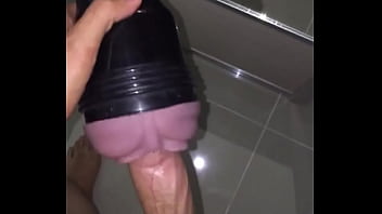 Preview 1 of Leyla Black Squirt - trim.74E09012-FAAE-4F72-8A97-B6679E827EA4.MOV