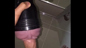 Preview 4 of Leyla Black Squirt - trim.74E09012-FAAE-4F72-8A97-B6679E827EA4.MOV