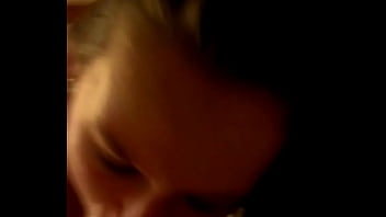Preview 1 of Lesbienne Vomit - VID 20140512 212309 211