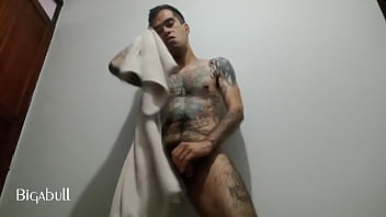 Preview 1 of Lana Vixen Xxx - Despu&eacute_s del ba&ntilde_o una masturbada