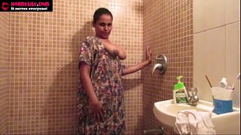Preview 2 of Extreme Gspot - Amateur Indian Babes Sex Lily Masturbation In Shower