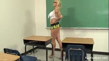 Preview 1 of Www Sex Bb - xvideos.com f1a298bf990a4a8aee1028fe1492d0ad