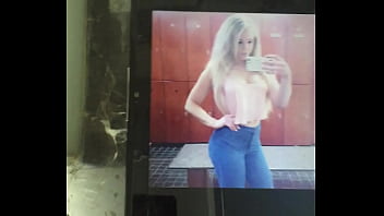 Preview 2 of Puzzy Sexy Piccom - badlilcockteaser.MOV