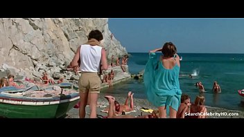 Preview 1 of Xxx 12sal Ke Girl Ki School - Val&eacute_rie Quennessen in Summer Lovers 1982