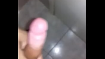 Preview 3 of Amberrosse - VID-20160418-WA0001