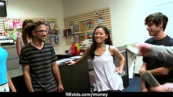 Preview 2 of Seks Mom Pregnant - dirtiest talking hooker ever 6