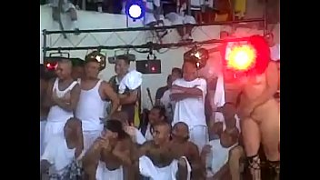Preview 2 of Xxxbelu Mom - Fiesta en Izalco secuencia