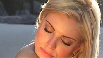 Preview 4 of Tube Porn Tube Videos Rimix - Fernanda Abra&atilde_o (Loira da Laje) - Playboy