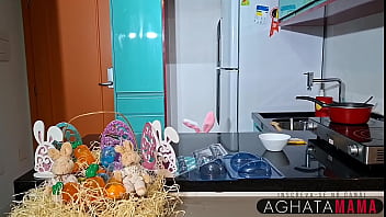 Preview 1 of Xxxii G4 - Coelha da P&aacute_scoa devora a cenoura e os ovos!!!! Uma milf pra l&aacute_ de safada!!!!