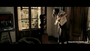 Preview 4 of Puja Vicky - Salma Hayek in Frida (2002) - 2
