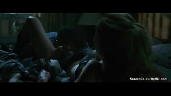 Preview 4 of Camgirl Lesbian Colombianas - Rosamund Pike in Gone Girl 2014