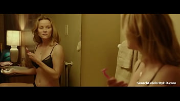 Preview 3 of De Detective - Reese Witherspoon in Wild 2016