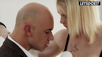 Preview 2 of Xxx Hidibf - Sexy Chick In Black Lingerie Ariela Donovan Passionate Sucking &amp_ Fucking with Her Big Dick Boyfriend - WHITEBOXXX