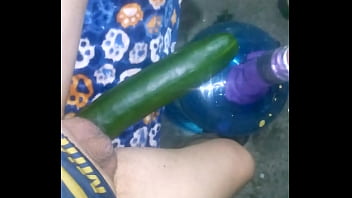 Preview 2 of Pornpox - Mmmmevoyacomerunpepinitommmangel