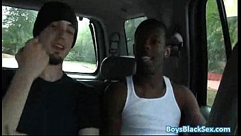 Preview 4 of Lesbian Kiss In Mouth - Black Muscled Dude Fucks Gay Skinny White Boy Bareback Style 01