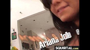 Preview 1 of Culona Flashing - Made her squirt 3