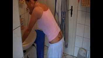 Preview 1 of Jessy Jones Y Nicole Aniston - Bathroom sex