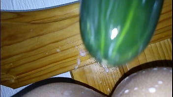 Preview 3 of 10 Your Gralls - DELICIOSO PEPINO EN MI CULO 3