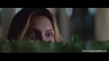 Preview 3 of Liz Vicious And Ava Knight - Natasha Henstridge in Species (1998)