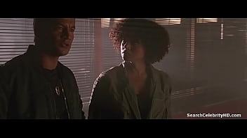 Preview 1 of Rei Anal - Pamela Anderson in Barb Wire (1996) - 4