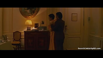 Preview 4 of Dase Jija Sali Xxx Video - Natalie Portman in Hotel Chevalier 2007