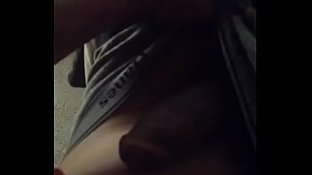 Preview 1 of Holivud - trying to cum hands free