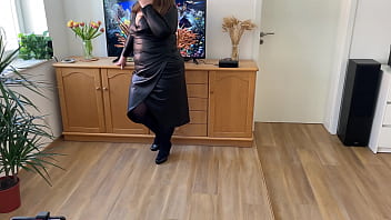 Preview 1 of Aunty Sex - Love fucking my mother-in-law and draining sperm