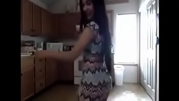 Preview 2 of Zex Xxx Video - Gostosa Dan&ccedil_ando creu