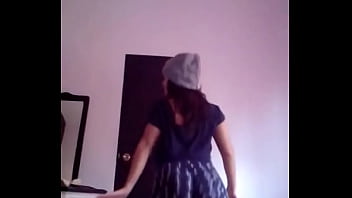 Preview 4 of Le Encanta Cuando Me La Chupa - Mariana Gonzalez twerk dance[1]