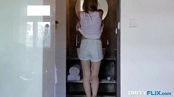 Preview 1 of Morris Videos - Dirty Flix - Perky teen tries sex dating for cash - XVIDEOS.COM