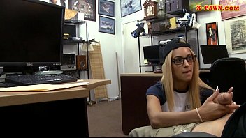 Preview 2 of American Vintage Anal 70s Video - Babe in glasses fucked at the pawnshop