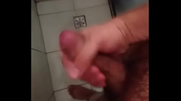 Preview 1 of Blackmail In Mpm - Jorrando no banho.