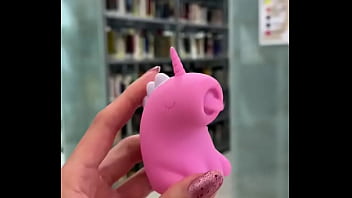 Preview 1 of Liz Dobson - no mires los comentarios sin no estas listo para ver lo que hizo mi unicornio MiOrgasmostore Don&#039_t look at the comments ...