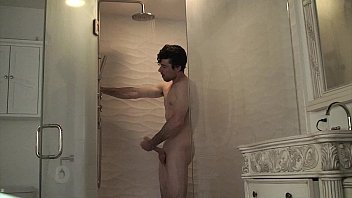 Preview 2 of Jilan Janson Hd - Matthias Christ rubbing cock in the shower