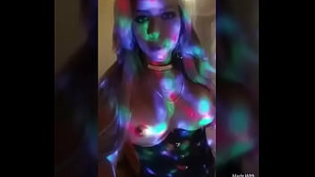 Preview 2 of Mdma Euro - CHICA CON SORPRESA RUBIA SUPER FEMENINA TETONA SUPER POLLON