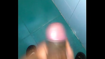 Preview 1 of Desi Fuak - negro pajiando